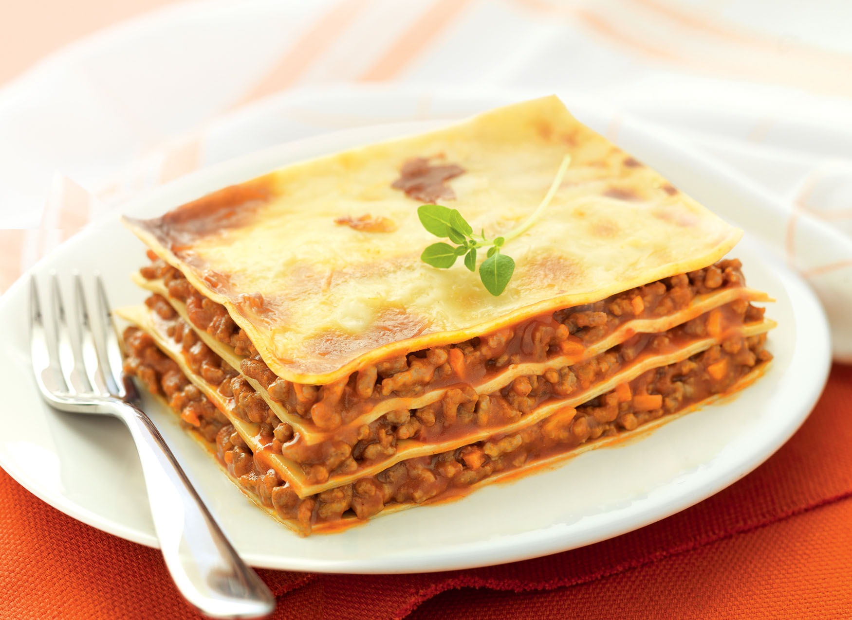 Lasagnes à La Bolognaise - Eureden Foodservice